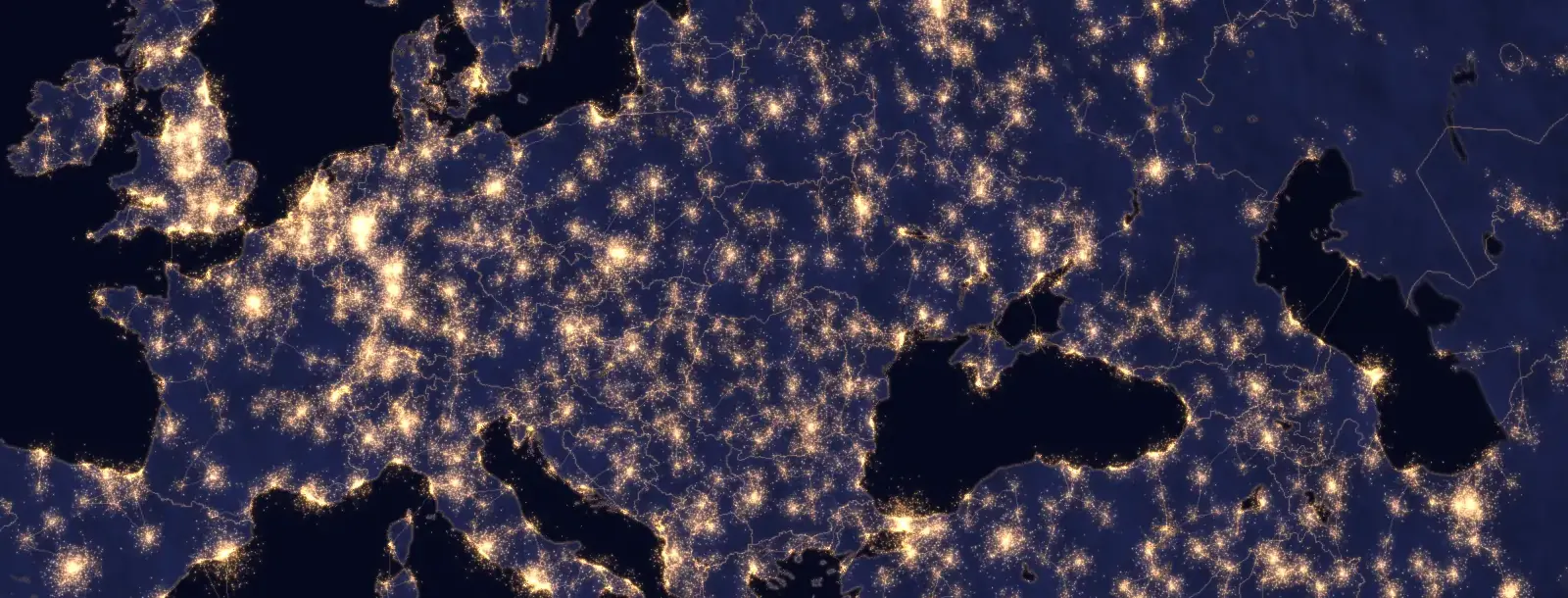 L'Europe de nuit vue de l'espace